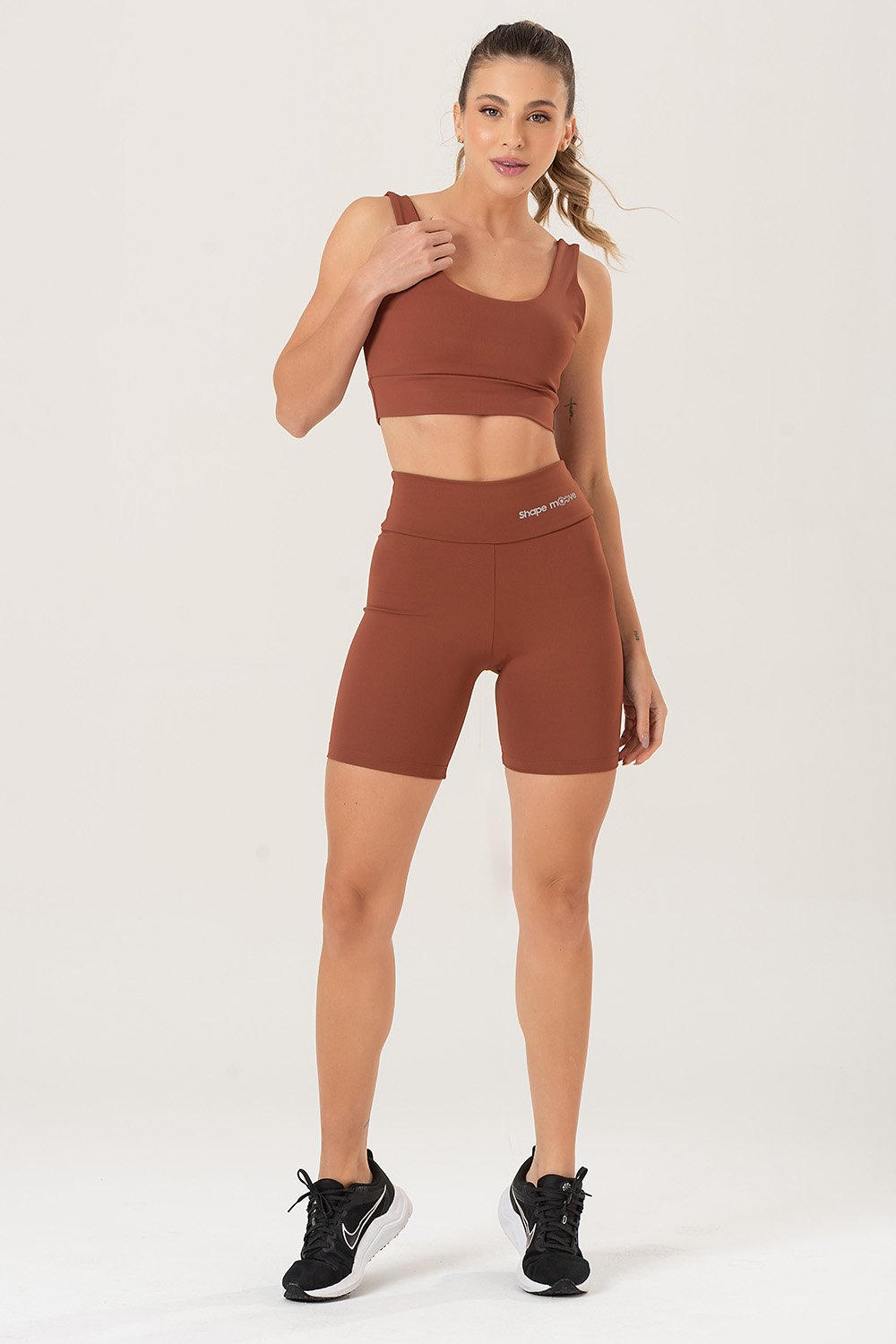 FCRB TRAINING S/S TOP & SHORTS ベージュL Kaisan | Short Básico (Bege) | Ref: K4180-A